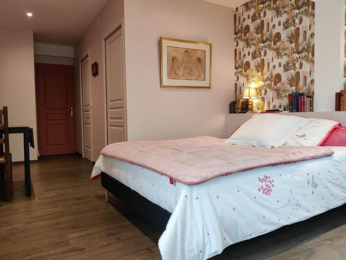 Du Cote De Chez Swann 1 Bed and Breakfast Trouville-sur-mer Exteriör bild