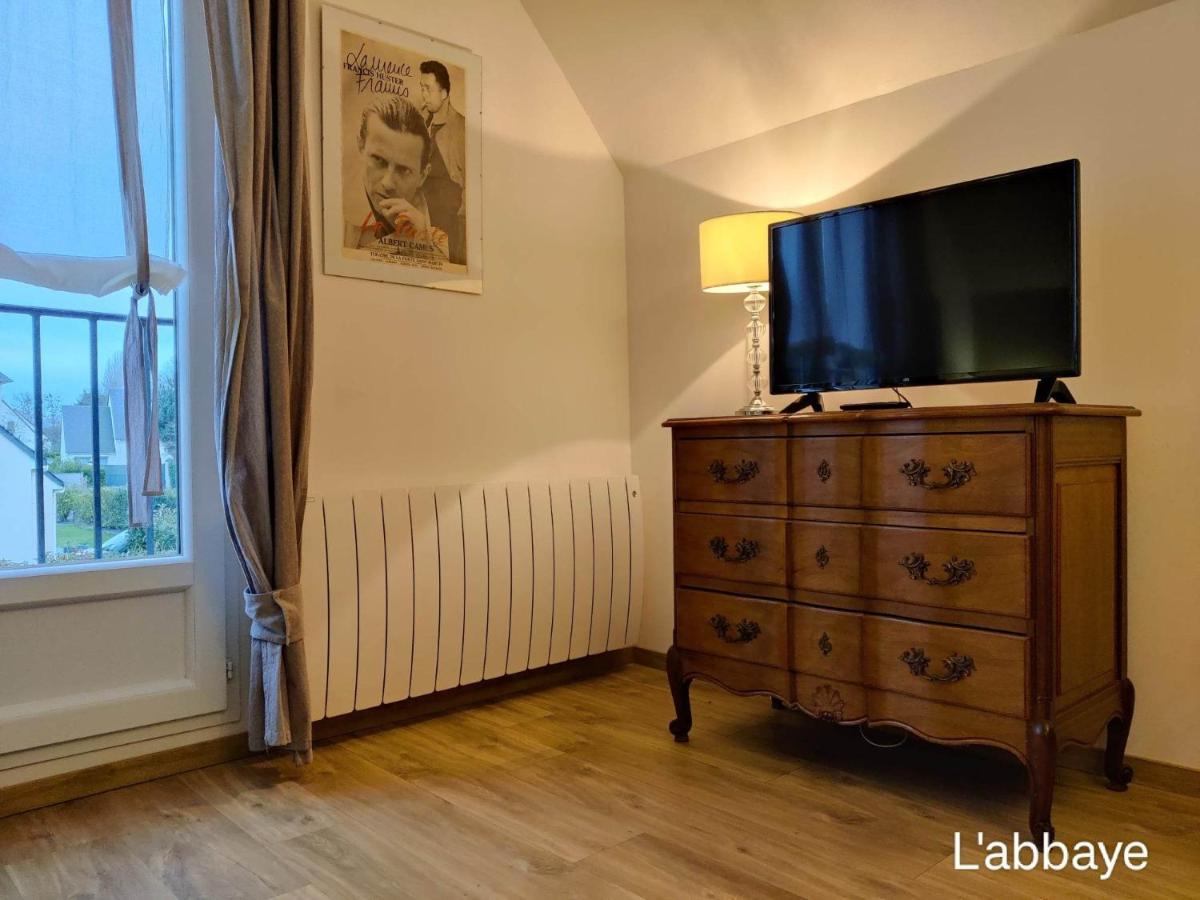 Du Cote De Chez Swann 1 Bed and Breakfast Trouville-sur-mer Exteriör bild