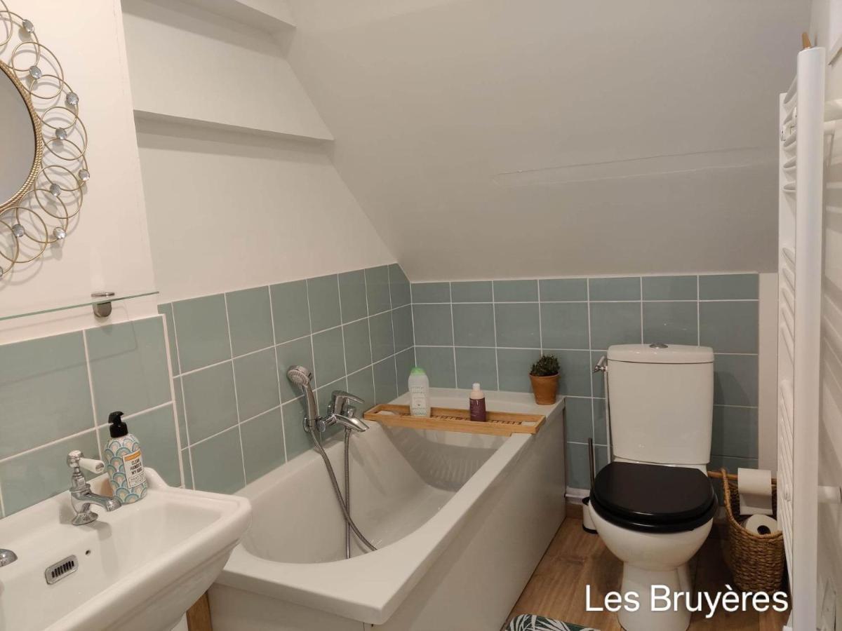 Du Cote De Chez Swann 1 Bed and Breakfast Trouville-sur-mer Exteriör bild