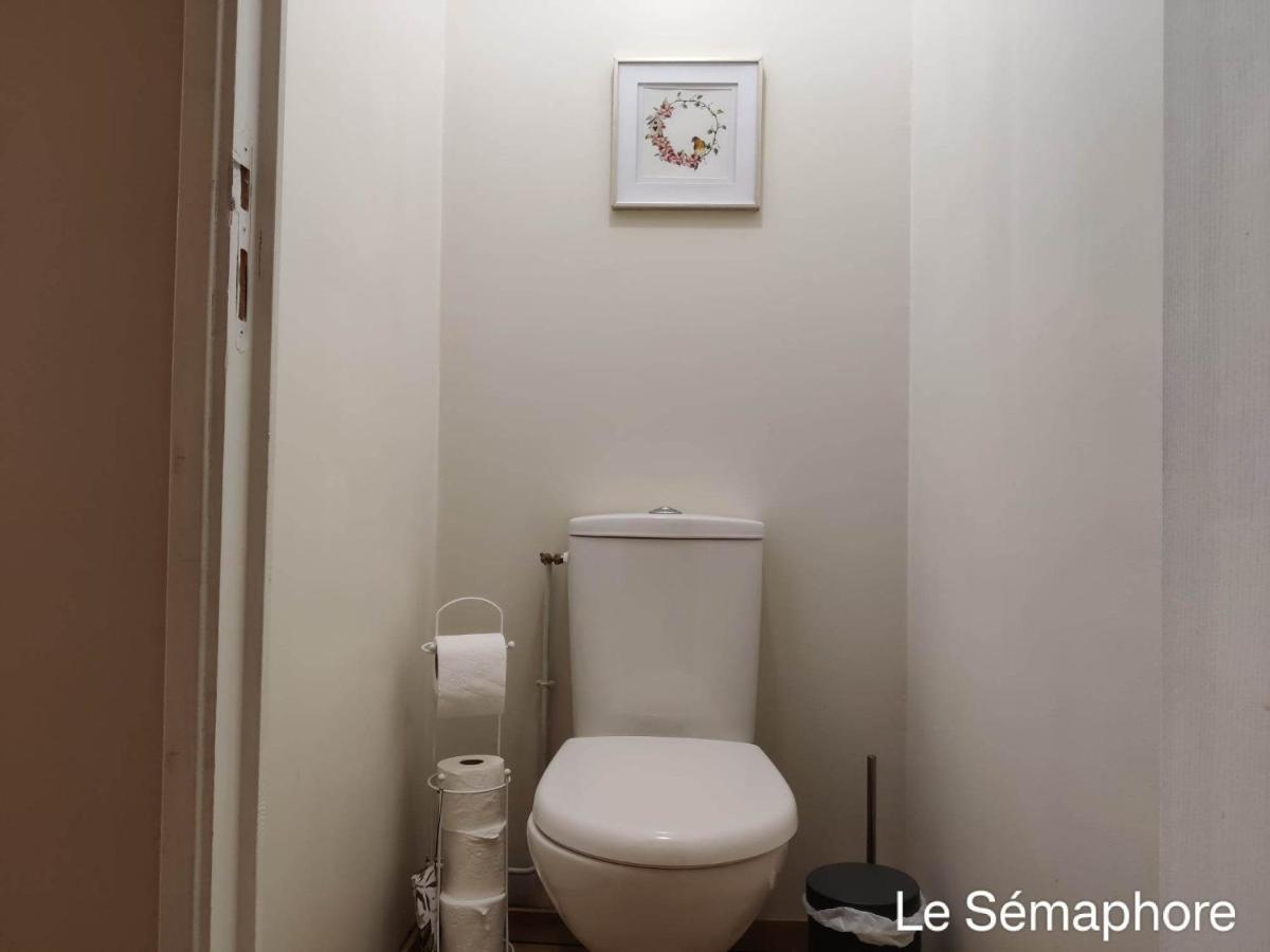 Du Cote De Chez Swann 1 Bed and Breakfast Trouville-sur-mer Exteriör bild