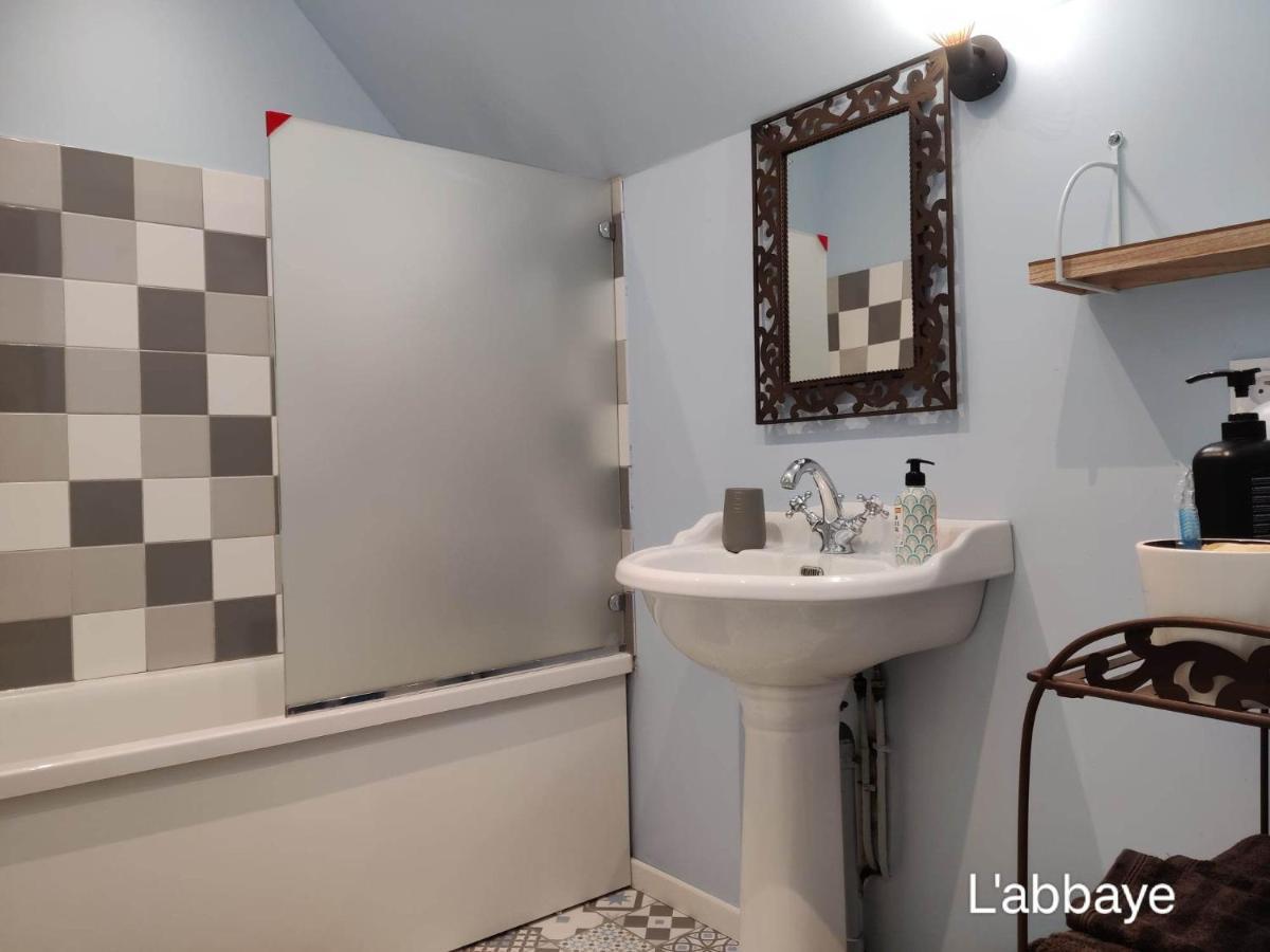 Du Cote De Chez Swann 1 Bed and Breakfast Trouville-sur-mer Exteriör bild