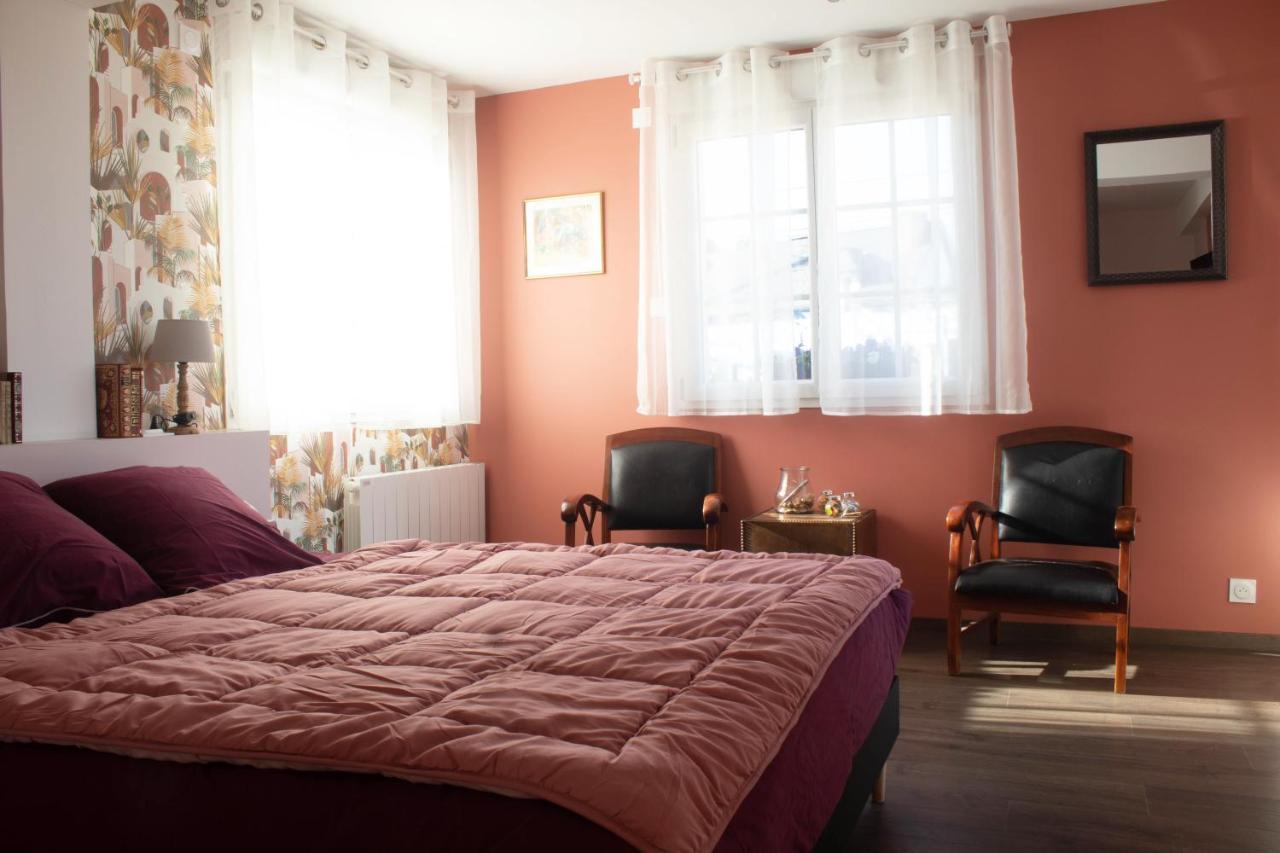 Du Cote De Chez Swann 1 Bed and Breakfast Trouville-sur-mer Exteriör bild