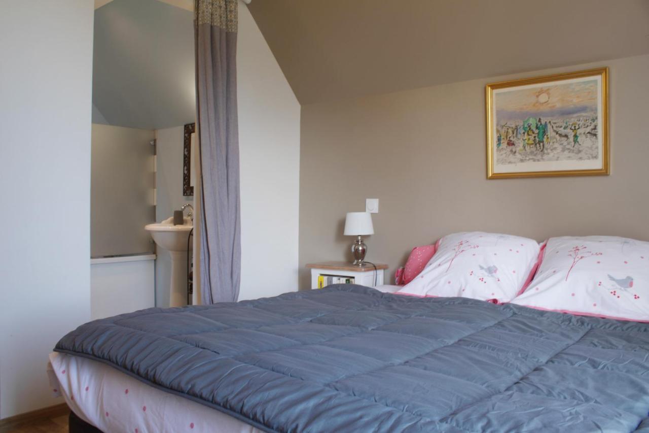 Du Cote De Chez Swann 1 Bed and Breakfast Trouville-sur-mer Exteriör bild
